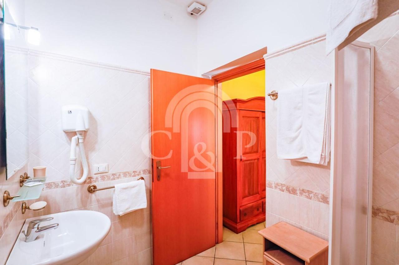 Villa Aldebaran Centro Storico Cagliari Exterior foto